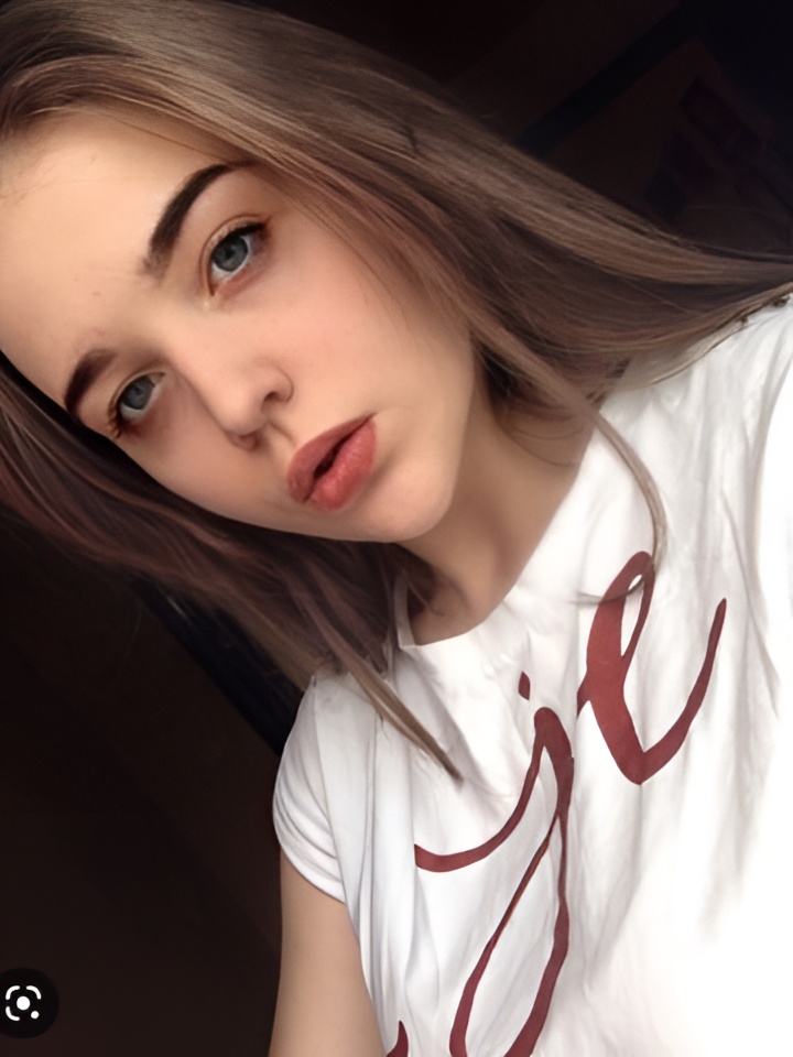 Лея привлекальеная девушка из Ельня цена от 10000 руб