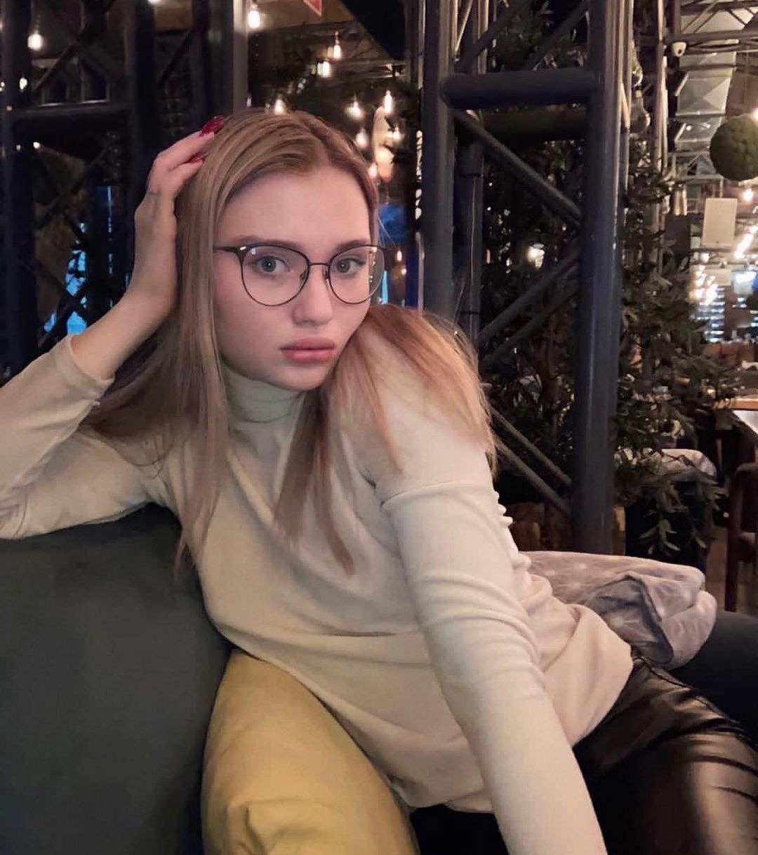 Марго привлекальеная девушка из Ельня цена от 3000 руб