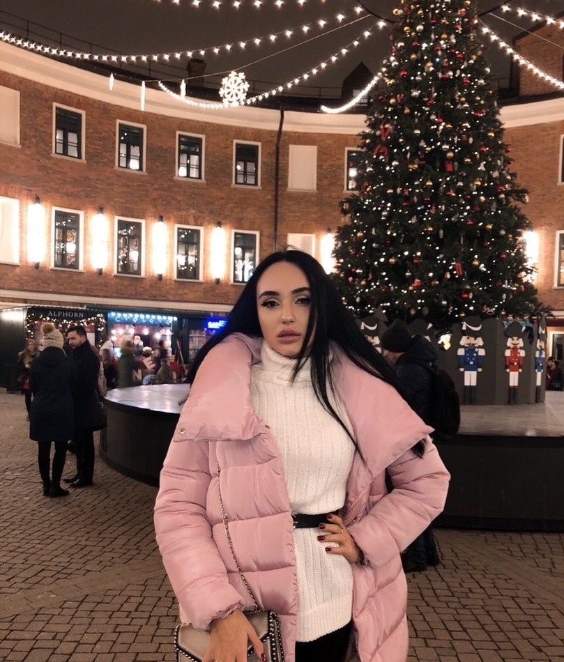 Арина привлекальеная девушка из Ельня цена от 3000 руб