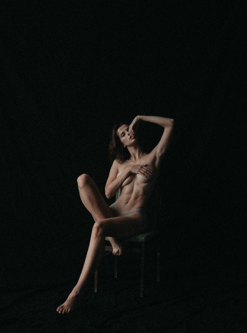 Донна привлекальеная девушка из Ельня цена от 10000 руб