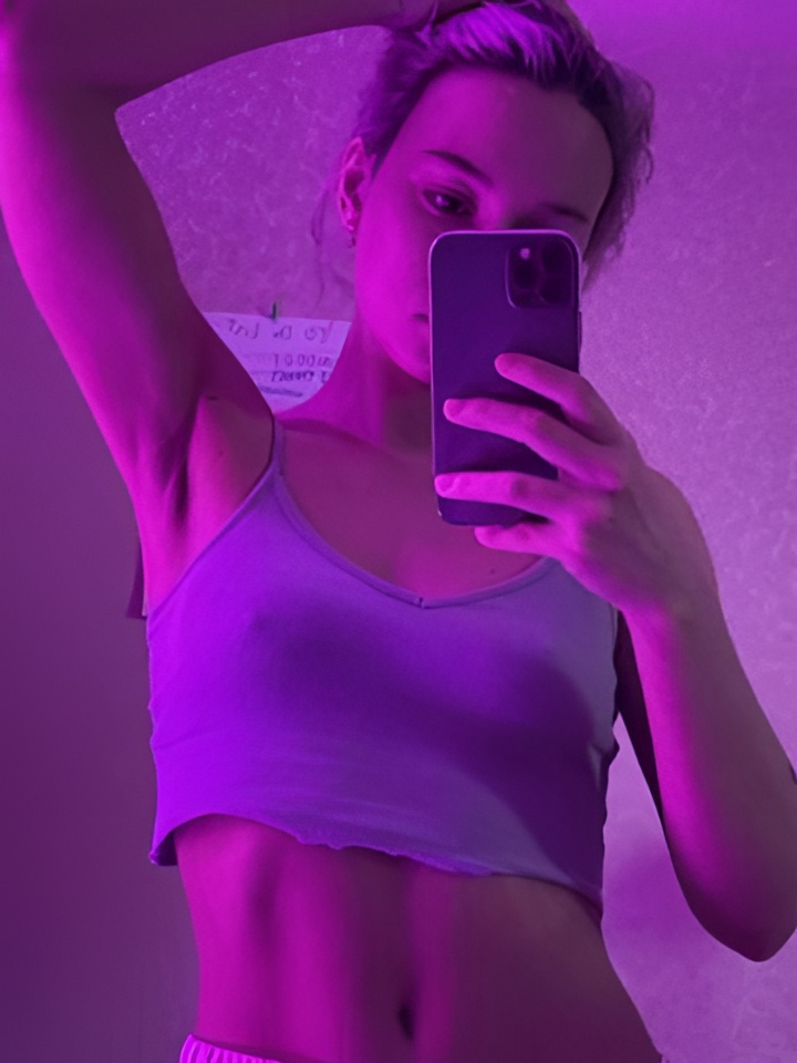 Индивидуалка Аврора, доступна для личного знакомства от 2500 руб