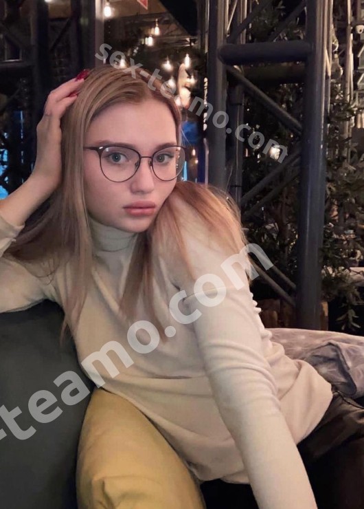 Марго привлекательная девушка из Ельня цена от 3000 руб