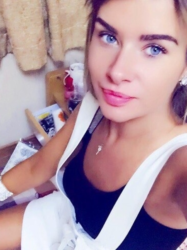 Зоя привлекательная девушка из Ельня цена от 3500 руб